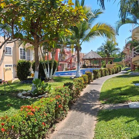 Ixtapa Al Mejor Precio, "Casa Las Conchas" ซีฮัวตาเนโค ภายนอก รูปภาพ