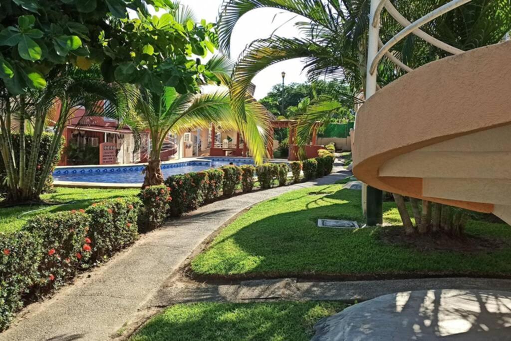 Ixtapa Al Mejor Precio, "Casa Las Conchas" ซีฮัวตาเนโค ภายนอก รูปภาพ